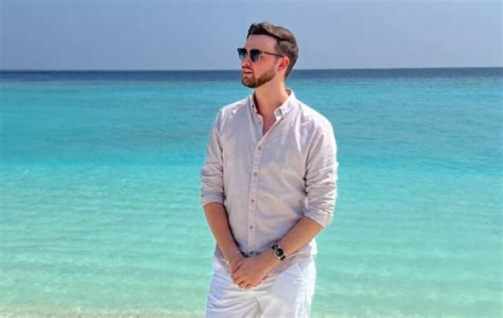 Alastair Aiken – Celebsgraphy