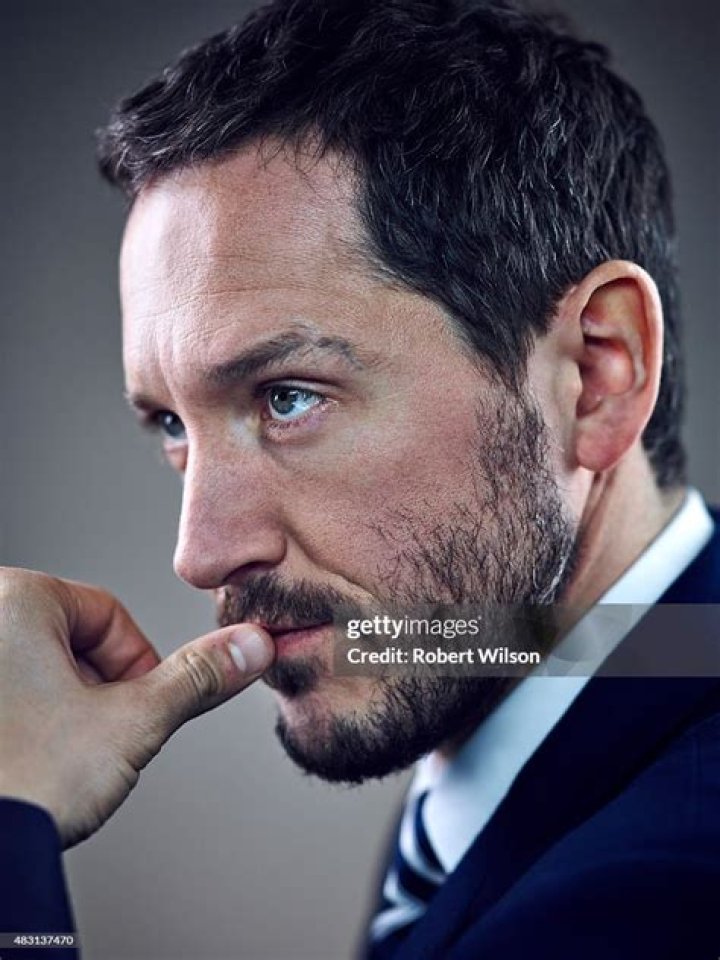 Bertie Carvel