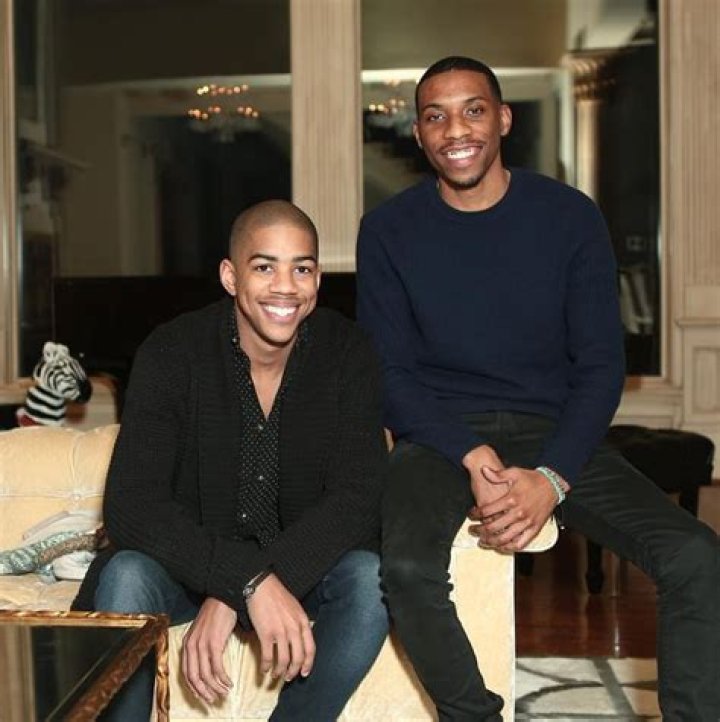 Broderick Harvey Jr. Bio: Net Worth, Age, Height, Family, Wiki