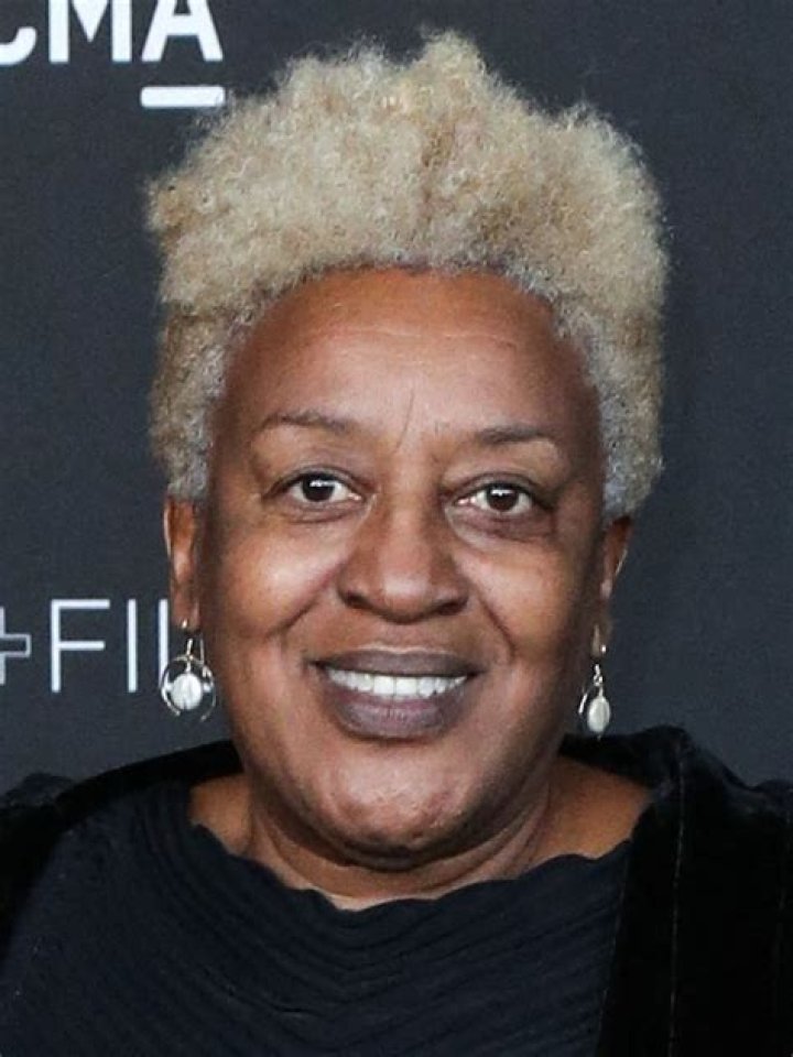 CCH Pounder – Celebsgraphy