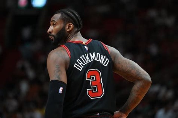 How tall is Andre Drummond