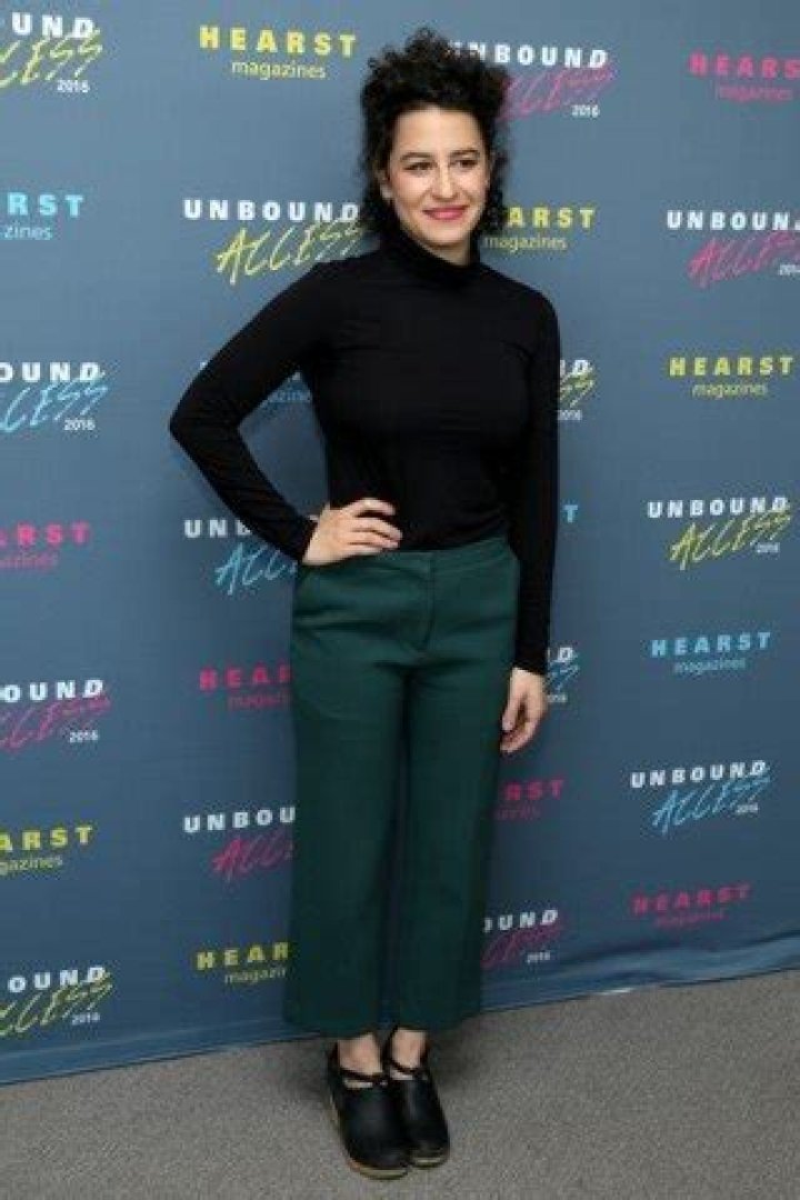 How tall is Ilana Glazer