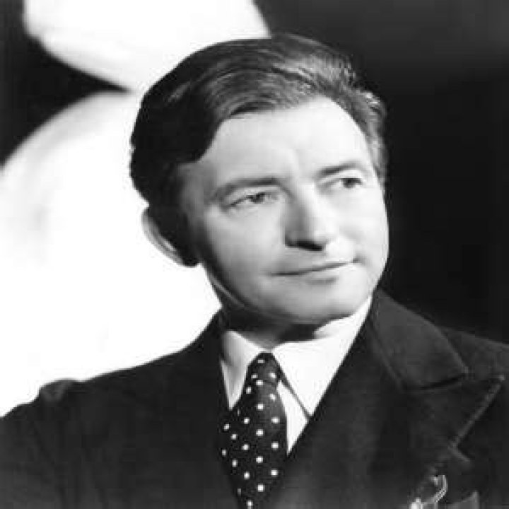 How tall was Claude Rains
