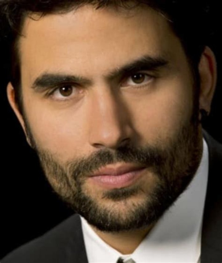 Ignacio Serricchio – Celebsgraphy