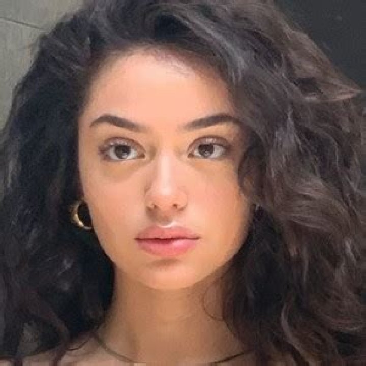 Nailea Devora Bio | Age, Wiki, Net worth, Height, Boyfriend?|